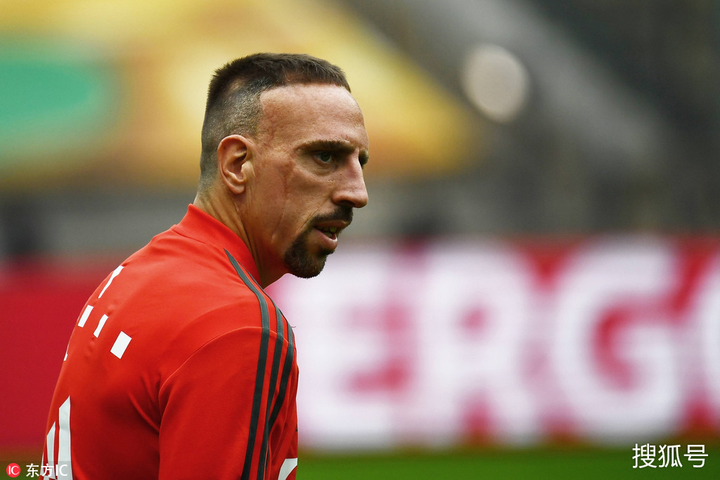 包含转会期克里夫兰骑士备战德国杯，临场应变细节曝光，话题不断，球队文化再被提及的词条