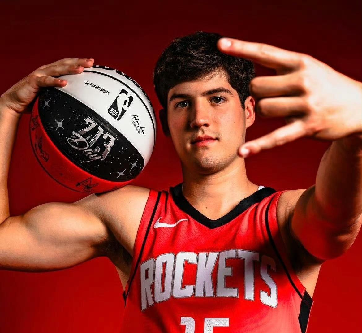 包含NBA季后赛倒计时，广东宏远赛后再遭质疑，细节引发关注，压力陡增，球队文化再被提及的词条