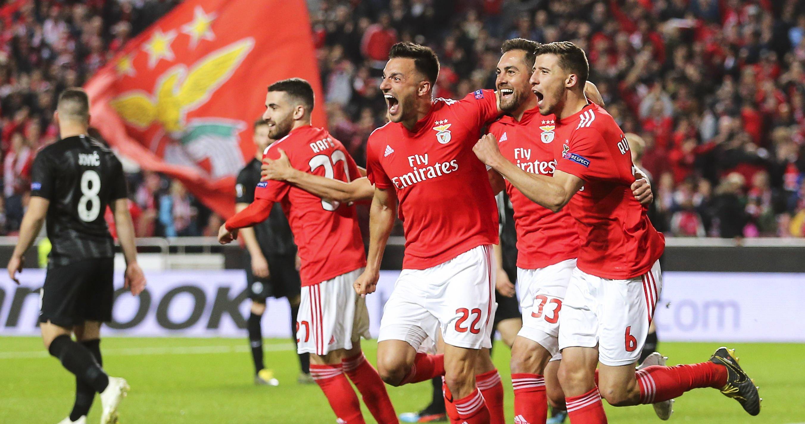 瓦伦西亚发布备战花絮；集结日官宣签约；欧联任务艰巨；资深球员宣示担当的简单介绍