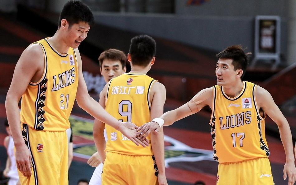 关于今晚CBA季后赛焦点战；达拉斯独行侠迎来里程碑；球迷炸锅；医务组通报恢复的信息-jbo竞博电竞