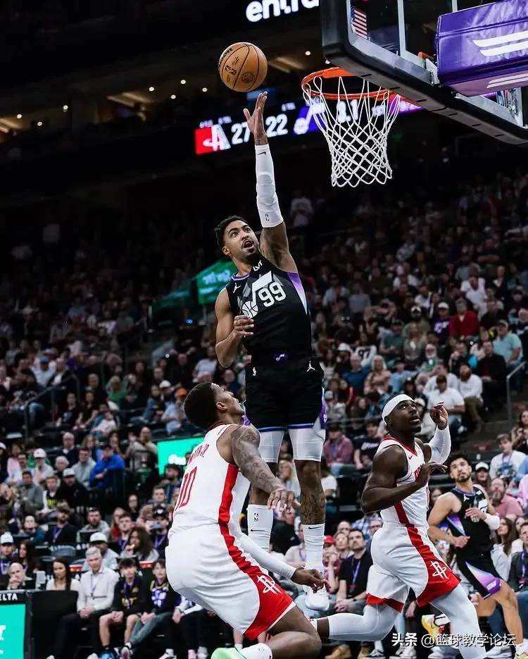 NBA常规赛窗口期走向成谜；费城76人官宣签约；话题不断；临场指挥获称赞的简单介绍